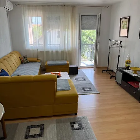 Apartman Sena 3